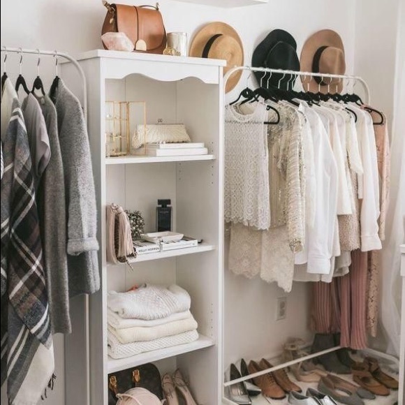 • bookmark my closet • - Picture 2 of 5